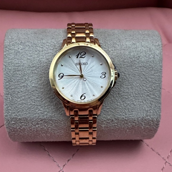 Seiko Accessories - Seiko Women's Gold Watch